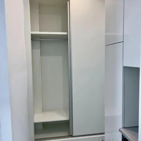 Rockside Residences La Linea N1